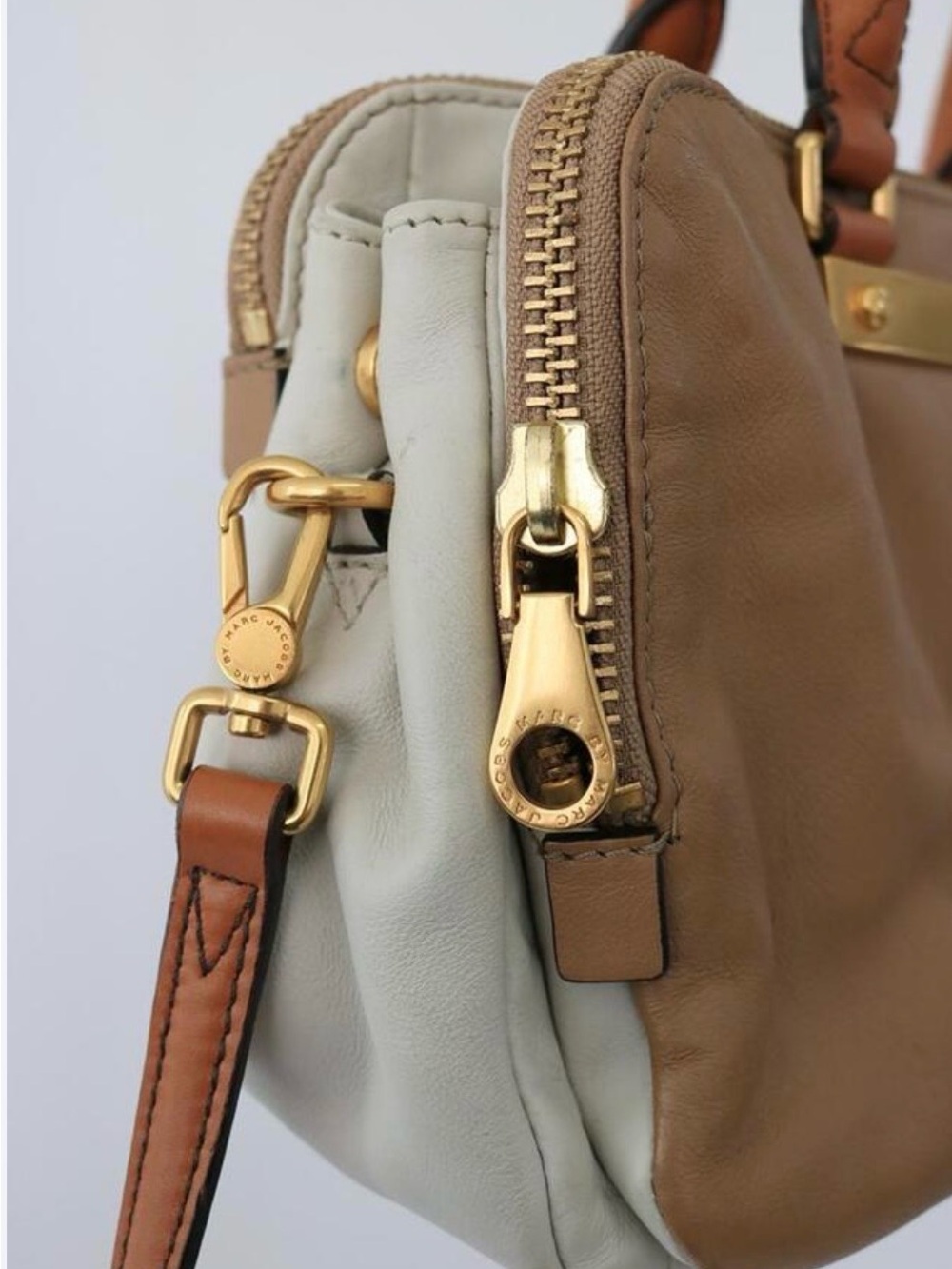 MARC JACOBS➕Goodbye Columbus Leather Handbag - Picture 5 of 12